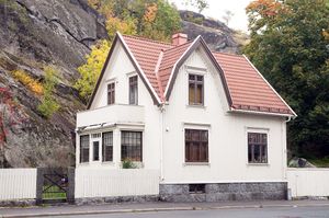 Larvik, Ahlefeldts gate 03.jpg