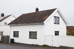 Larvik, Ahlefeldts gate 14.jpg