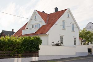 Larvik, Amtmann Michelets vei 09.jpg