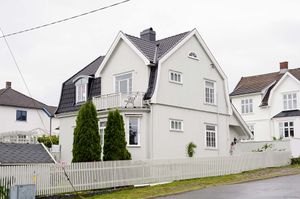 Larvik, Amtmann Michelets vei 13.jpg