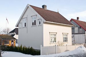 Larvik, Amtmann Michelets vei 14.jpg