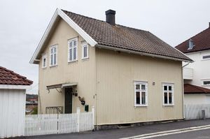 Larvik, Asylgata 04.jpg