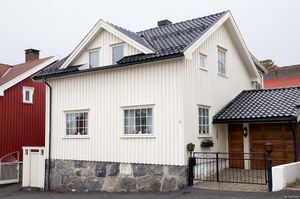 Larvik, Asylgata 11.jpg