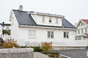 Larvik, Brønngata 6.jpg