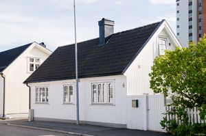Larvik, Colbjørnsens gate 06.jpg