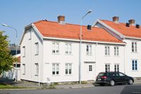 46. Larvik, Cort Adelers gate 01 A-B.jpg
