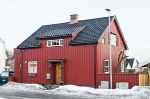 Larvik, Dr Holms vei 14.jpg