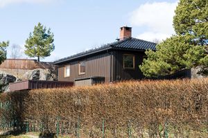 Larvik, Dr Holms vei 20.jpg