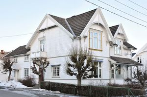 Larvik, Dr Knudtzons vei 02.jpg