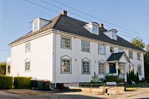 Larvik, Dr Knudtzons vei 05.jpg