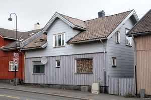 Larvik, Dronningens gate 15 A.jpg