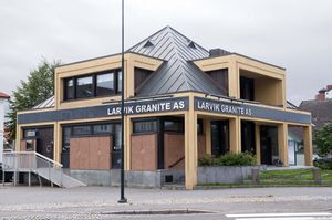 Larvik, Dronningens gate 28.jpg