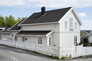Larvik, Eidgata 08.jpg