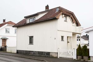 Larvik, Eriks gate 24.jpg
