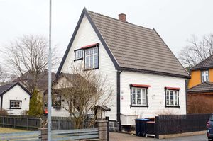 Larvik, Eriks gate 25.jpg