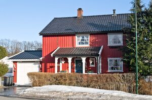 Larvik, Frøyhovveien 30.jpg