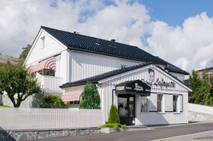 Larvik, Furuveien 28.jpg
