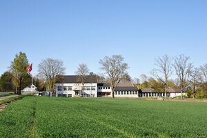 Larvik, Gamle Ravei 312, 314, Rødbøl skole.jpg