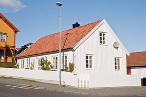 Larvik, Greveveien 02.jpg