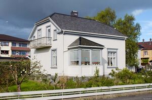 Larvik, Håkons gate 012.jpg