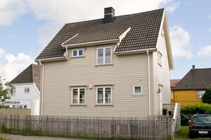 Larvik, Håkons gate 017.jpg