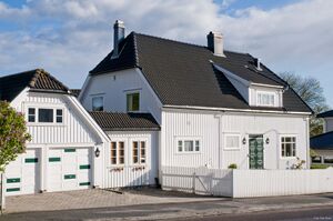 Larvik, Heibergs gate 06.jpg