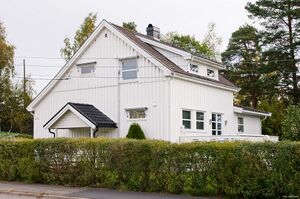 Larvik, Heibergs gate 42.jpg