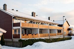 Larvik, Heibergs gate 75 F-I+O-R.jpg