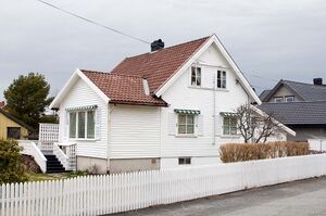 Larvik, Heibergs gate 81.jpg