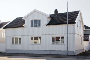 Larvik, Helgesens gate 18.jpg