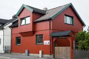 Larvik, Helgesens gate 19.jpg