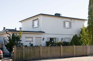 Larvik, Iver Jernskjeggs vei 08.jpg