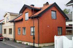 Larvik, Jernbanegata 05.jpg