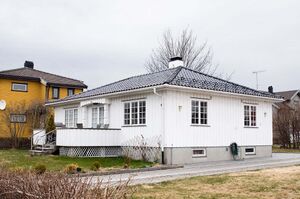Larvik, Jonas Lies vei 13 B.jpg