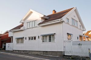 Larvik, Kirkegata 04 A.jpg