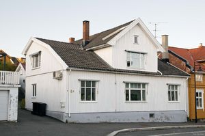 Larvik, Kirkegata 08 A.jpg