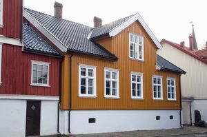 Larvik, Kirkestredet 12.jpg