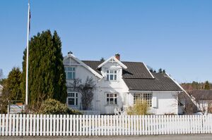 Larvik, Leiv Eirikssons vei 18.jpg