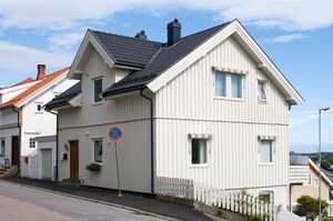Larvik, Mellom Bøkeligate 11.jpg