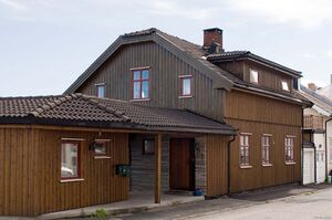 Larvik, Mellom Bøkeligate 13.jpg