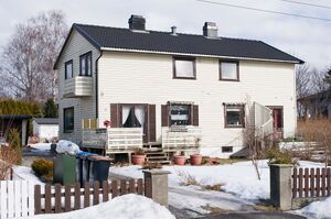 Larvik, Mergelveien 6-8.jpg