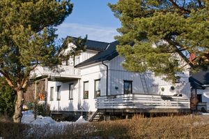 Larvik, Oberst Peters vei 015.jpg