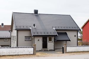Larvik, Oberst Peters vei 018.jpg