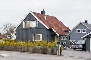 Larvik, Oberst Peters vei 030.jpg