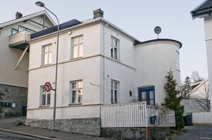 Larvik, Olavs gate 01 A.jpg