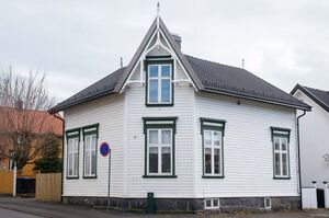 Larvik, Olavs gate 36.jpg