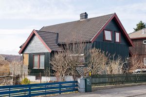 Larvik, Parkalleen 18.jpg