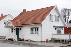 Larvik, Rosendalsgata 28.jpg