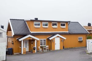 Larvik, Skolestredet 03.jpg