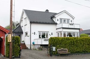 Larvik, Sophus Bugges vei 14 B.jpg